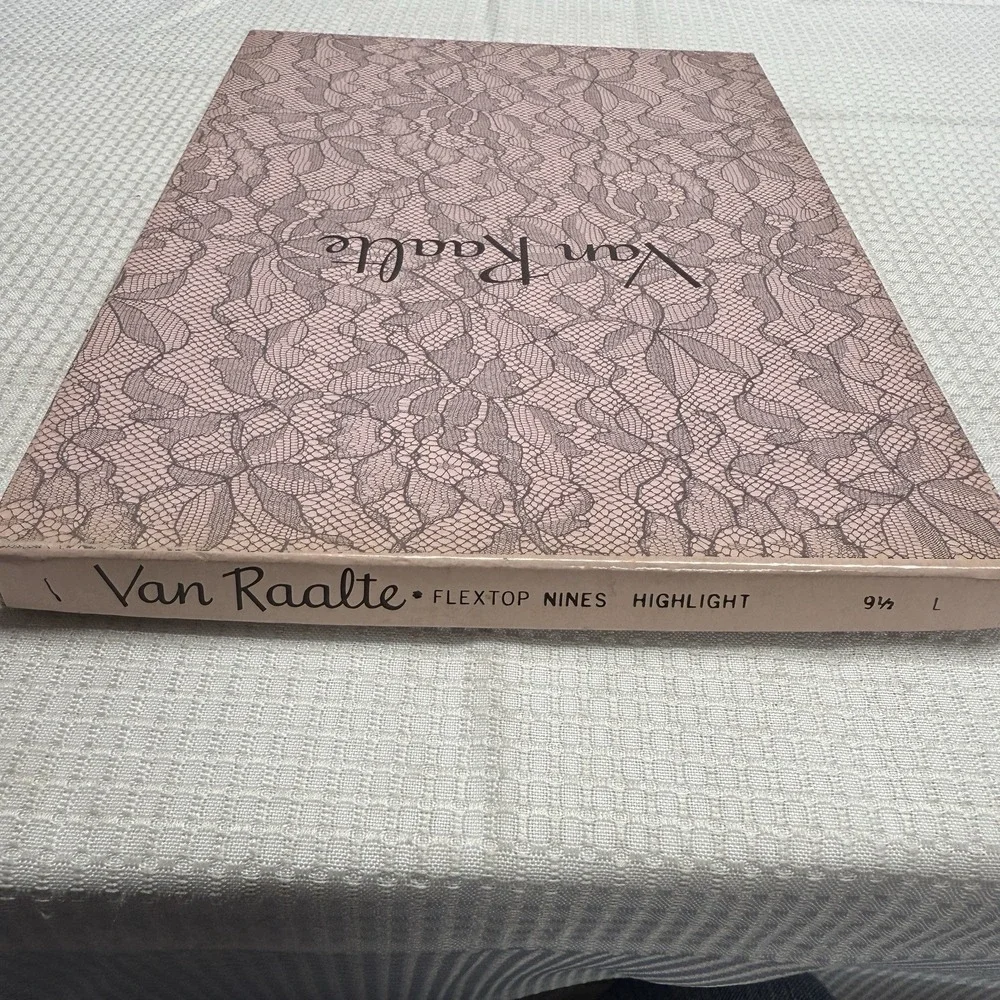 2-Vtg‎ 50s VAN RAALTE Nines Highlight 9.5L Nylon Hose Stockings Seams New 1 Box